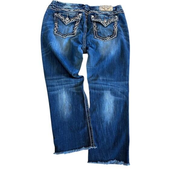 Miss Me,  Mid Rise, Easy Cropped women's size 34 jeans - Picture 8 of 8